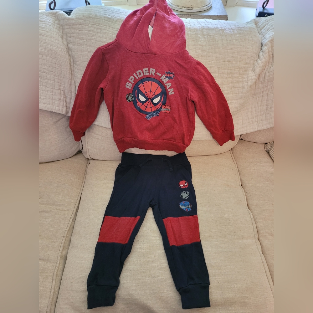 Marvel Spiderman sweatpants and hoodie set size 2T